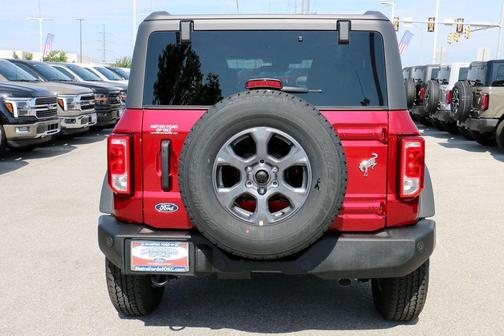 Ruby Red Metallic Tinted Clearcoat 2026 Ford Bronco Big Bend