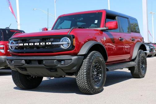 Ruby Red Metallic Tinted Clearcoat 2026 Ford Bronco Outer Banks