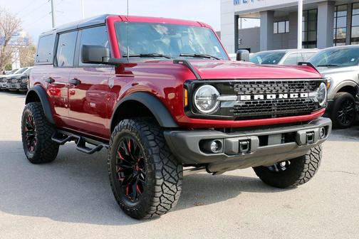 Ruby Red Metallic Tinted Clearcoat 2025 Ford Bronco Big Bend