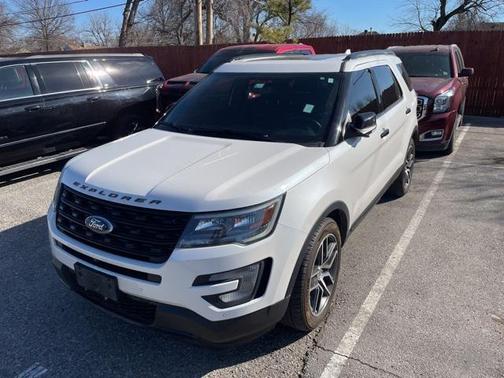 2017 Ford Explorer sport