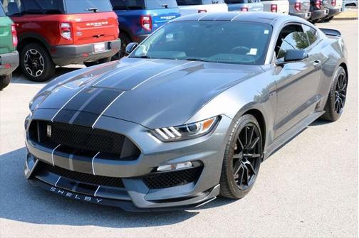 2017 Ford Shelby GT350 Base