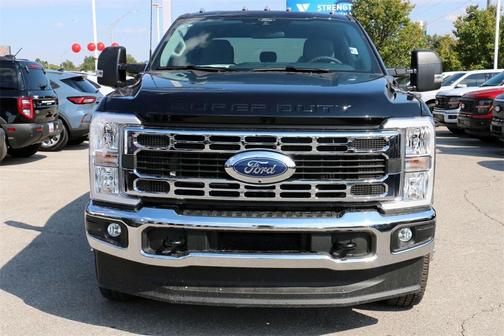 2026 Ford F-350 XLT