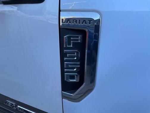 2022 Ford F-350 Lariat