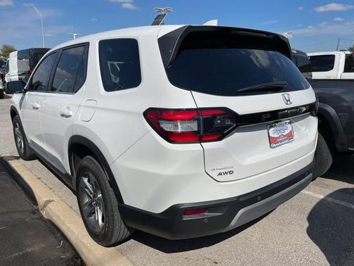 2023 Honda Pilot AWD EX-L 7 Passenger