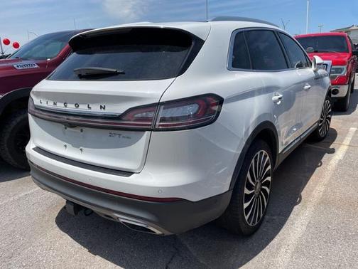 2020 Lincoln Nautilus Black Label