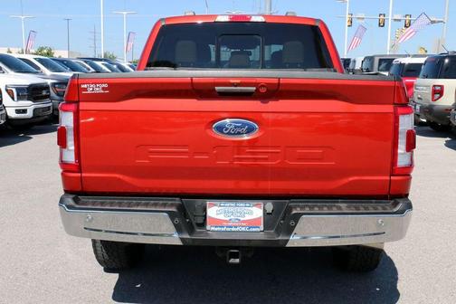 Hot Pepper Red Metallic Tinted Clearcoat 2023 Ford F-150 Lariat