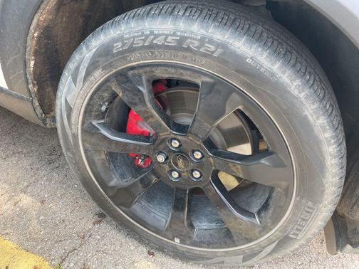 Star White Metallic Tri-Coat 2023 Ford Explorer ST