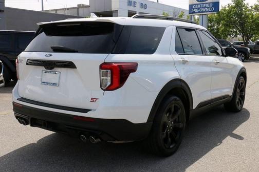 Star White Metallic Tri-Coat 2023 Ford Explorer ST