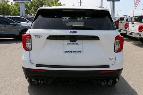 Star White Metallic Tri-Coat 2023 Ford Explorer ST
