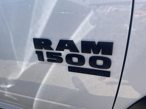 Bright White Clearcoat 2022 RAM 1500 Classic Warlock Quad Cab 4x4 6'4' Box