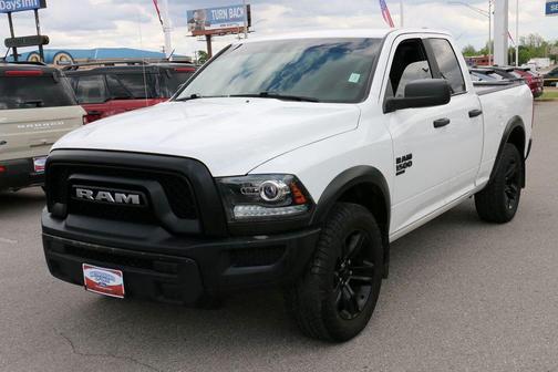 Bright White Clearcoat 2022 RAM 1500 Classic Warlock Quad Cab 4x4 6'4' Box
