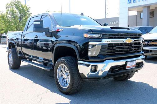 Black 2024 Chevrolet Silverado 2500 LT