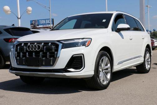 2025 Audi Q7 55 Premium Plus