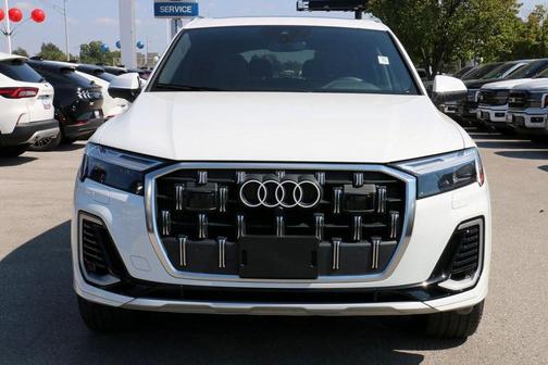 2025 Audi Q7 55 Premium Plus