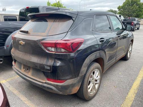 Mosaic Black Metallic 2025 Chevrolet Trailblazer LS