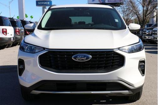 2025 Ford Escape PHEV SE