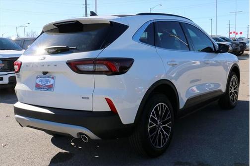 2025 Ford Escape PHEV SE