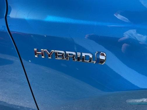 2018 Toyota RAV4 Hybrid SE