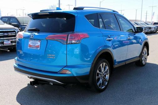 2018 Toyota RAV4 Hybrid SE