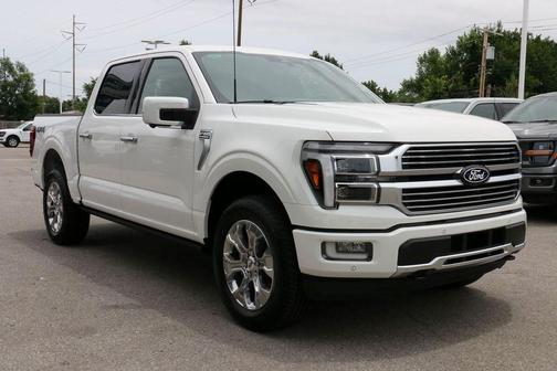 Star White Metallic Tri-Coat 2026 Ford F-150 Platinum