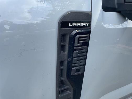Avalanche 2025 Ford F-250 Lariat