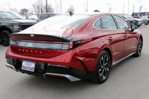 2025 Hyundai SONATA SEL