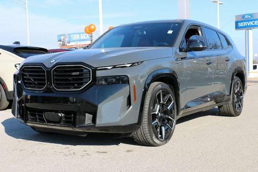 2023 BMW XM Base