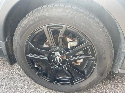 Gun Metallic 2023 Nissan Kicks SV