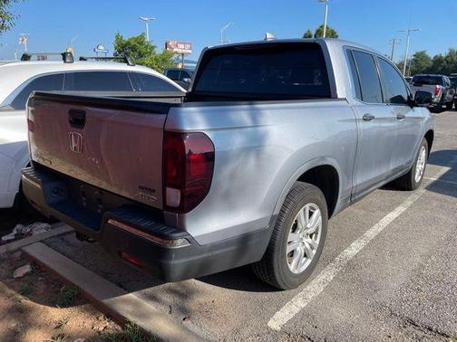 Lunar Silver Metallic 2017 Honda Ridgeline RT
