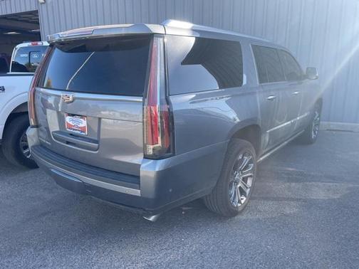 2020 Cadillac Escalade ESV Premium Luxury