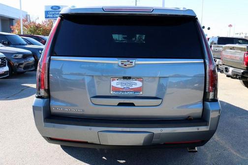 2020 Cadillac Escalade ESV Premium Luxury