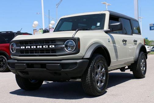 Desert Sand 2026 Ford Bronco Big Bend