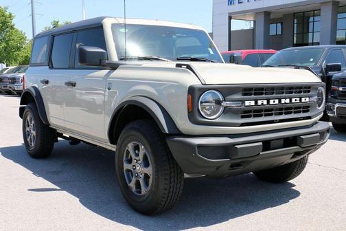 Desert Sand 2026 Ford Bronco Big Bend