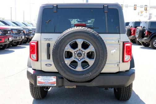 Desert Sand 2026 Ford Bronco Big Bend