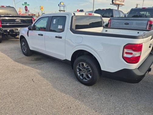 Oxford White 2026 Ford Maverick XLT