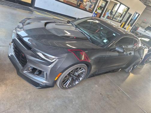 Nightfall Gray Metallic 2018 Chevrolet Camaro ZL1