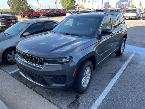 2024 Jeep Grand Cherokee Laredo