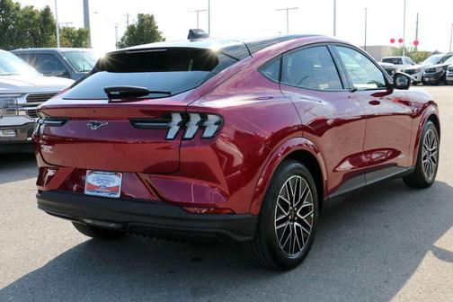 Molten Magenta Metallic Tinted Clearcoat 2025 Ford Mustang Mach-E Premium