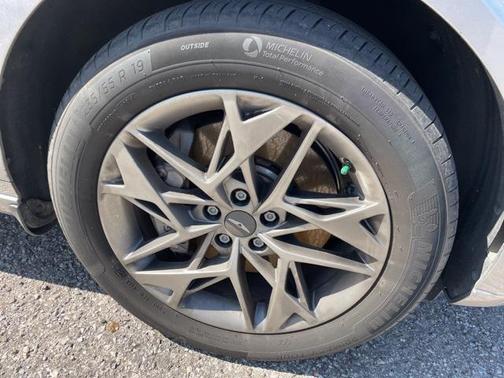 2023 Genesis GV70 2.5T AWD