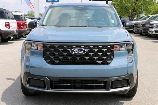 Azure Gray Metallic Tri-Coat 2026 Ford Maverick XLT