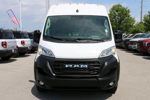 Bright White Clearcoat 2024 RAM ProMaster 2500 Tradesman
