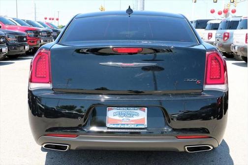 2023 Chrysler 300 S