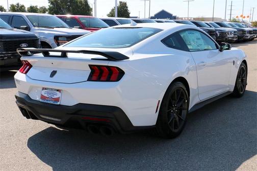 2025 Ford Mustang Dark Horse Fastback