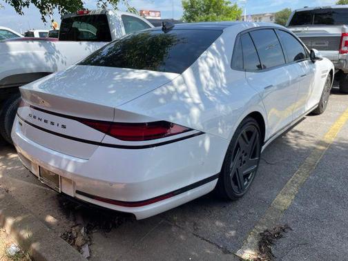 Uyuni White 2026 Genesis G90 3.5T E-SC Prestige Black AWD