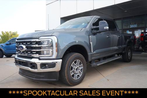 Carbonized Gray Metallic 2026 Ford F-250 Lariat