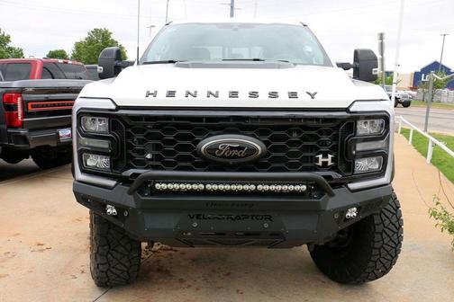 Star White Metallic Tri-Coat 2026 Ford F-250 Lariat