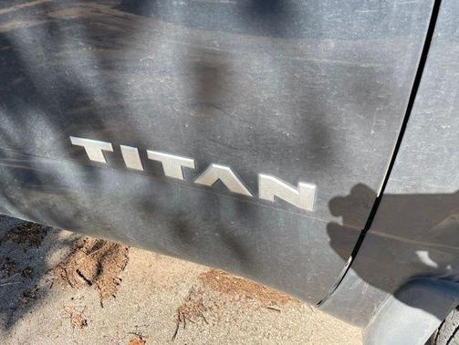 Magnetic Black 2017 Nissan Titan SV