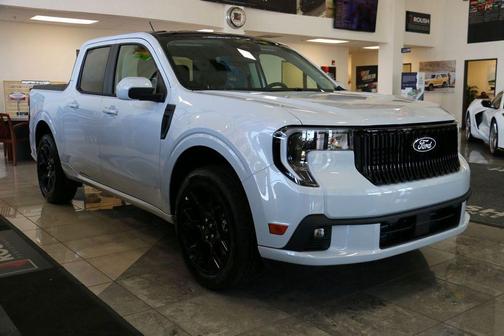 Space White Metallic 2026 Ford Maverick Lobo Standard