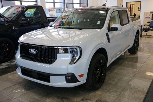 Space White Metallic 2026 Ford Maverick Lobo Standard