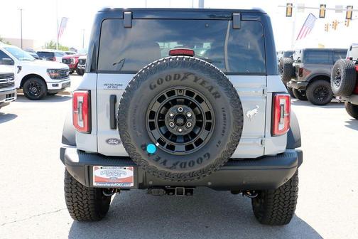 Avalanche Gray 2026 Ford Bronco Badlands